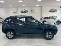 Usata Dacia Duster Lauréate 114 CV (83 kW) 2016 Bluazzurro SUV