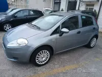 Usata Fiat Grande Punto Active 77 CV (56 kW) 2009 Grigio Utilitaria