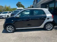 Usata Smart ForFour 71 CV (52 kW) 2015 Nero Utilitaria