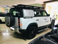 Usata Land Rover Defender SE 300 CV (220 kW) 2023 Bianco SUV