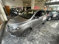 Usata Lancia Ypsilon Gold 69 CV (50 kW) 2023 Grigio Utilitaria