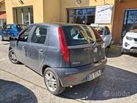 Usata Fiat Punto 75 CV (55 kW) 2010 Grigio Utilitaria