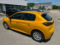 Usata Peugeot 208 Active 75 CV (55 kW) 2023 Giallo Utilitaria