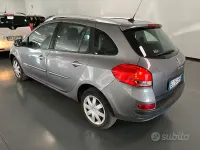 Usata Renault Clio GrandTour Dynamique 103 CV (75 kW) 2011 Grigio Station wagon