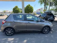 Usata Toyota Yaris 99 CV (72 kW) 2020 Grigio Berlina