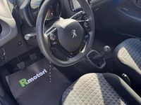 Usata Peugeot 108 Active 72 CV (52 kW) 2021 Blu Berlina