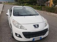Begagnad Peugeot 207 112 HK (82 kW) 2014 Vit Cab
