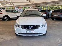 Usata Volvo XC60 R-Design 150 CV (110 kW) 2016 Bianco SUV