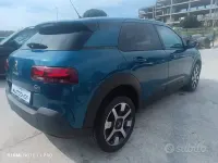 Usata Citroën C4 Shine 99 CV (72 kW) 2018 Blu Berlina