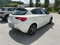 Usado Alfa Romeo Giulietta 150 CV (110 kW) 2014 Blanco Utilitario