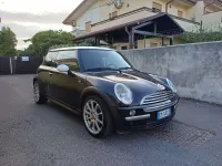 Usata Mini One D 75 CV (55 kW) 2004 Nero Utilitaria
