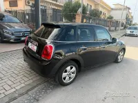 Usata Mini One D 95 CV (69 kW) 2015 Nero Utilitaria