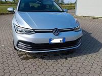 Usata VW Golf VIII Life 131 CV (96 kW) 2023 Grigio Berlina