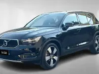 Usata Volvo XC40 Momentum 150 CV (110 kW) 2020 Nero SUV