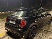 Usata Mini ONE Essential 75 CV (55 kW) 2021 Utilitaria