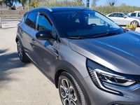 Usata Renault Captur Techno 100 CV (73 kW) 2022 Grigio SUV