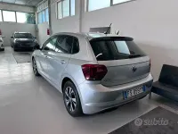 Usata VW Polo Comfortline 80 CV (58 kW) 2019 Argento Utilitaria