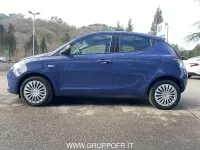 Usata Lancia Ypsilon Silver 69 CV (50 kW) 2018 Blu Utilitaria