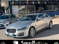 Usata Jaguar XE 180 CV (132 kW) 2018 Grigio Berlina