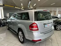 Usata Mercedes GL350 265 CV (194 kW) 2011 Argento SUV
