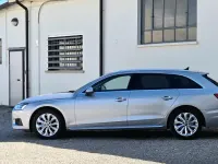 Usado Audi A4 Business 136 CV (100 kW) 2021 Plateado Familiar