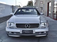 Usata Mercedes SL320 224 CV (164 kW) 1999 Argento Cabrio