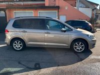 Käytetty VW Touran 110 HP (80 kW) 2017 Ruskea Tila-auto