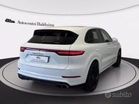 Usata Porsche Cayenne Turbo 549 CV (403 kW) 2018 Bianco SUV