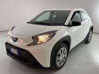 Usata Toyota Aygo X Active 72 CV (52 kW) 2025 Bianco SUV