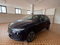 Usata Maserati Levante 250 CV (183 kW) 2016 Blu/azzurro SUV