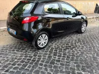 Usata Mazda 2 75 CV (55 kW) 2007 Nero Utilitaria