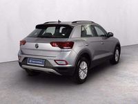 Occasion VW T-Roc Life 150 PK (110 kW) 2022 Zilver SUV