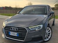 Usado Audi A3 110 CV (80 kW) 2017 Gris Berlina