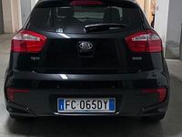 Usata Kia Rio 90 CV (66 kW) 2016 Nero Utilitaria