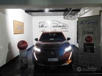 Usata Peugeot 2008 Allure 101 CV (74 kW) 2023 Arancione SUV