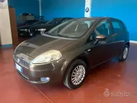 Usata Fiat Grande Punto Dynamic 69 CV (50 kW) 2009 Marrone Utilitaria