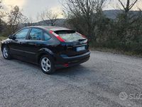 Usata Ford Focus 90 CV (66 kW) 2006 Nero Berlina
