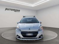 Usata Peugeot 208 Active 102 CV (75 kW) 2020 Bianco pastello Utilitaria
