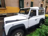 Usata Land Rover Defender 68 CV (50 kW) 1997 Bianco SUV