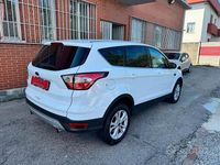 Usata Ford Kuga Titanium 120 CV (88 kW) 2019 Bianco SUV