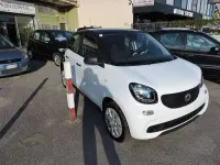 Usata Smart ForFour Passion 71 CV (52 kW) 2016 Bianca e nera Utilitaria