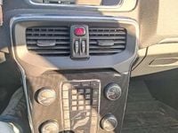 Usata Volvo V40 R-Design 120 CV (88 kW) 2017 Grigio Berlina