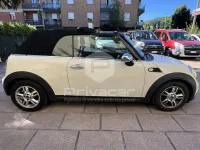 Usata Mini One Cabriolet 98 CV (72 kW) 2012 Bianco Cabrio