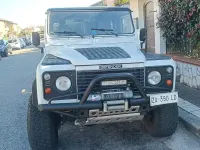 Usata Land Rover Defender 122 CV (89 kW) 2000 Bianco SUV