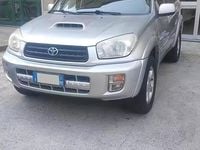 Usata Toyota RAV4 116 CV (85 kW) 2002 Grigio SUV