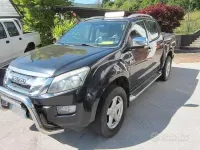 Usata Isuzu D-Max 163 CV (119 kW) 2012 Nero Pick-up