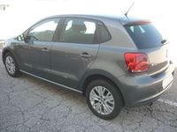 Usata VW Polo Comfortline 90 CV (66 kW) 2013 Grigio Utilitaria