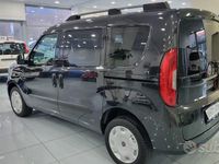 Usata Fiat Doblò 95 CV (69 kW) 2015 Nero Monovolume
