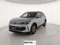 Usata VW Tiguan Life 204 CV (150 kW) 2024 Grigio metallizzato SUV