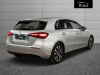 Usado Mercedes A180 Advanced 116 HP (85 kW) 2023 Prateado Sedan